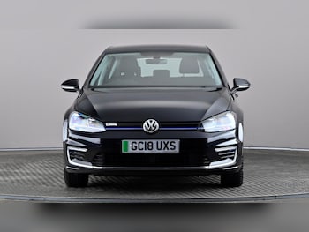 Used Volkswagen Golf 2018 for sale - 78616079: Photo