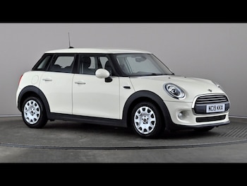 Used MINI Hatch 2019 for sale - 79136669: Photo