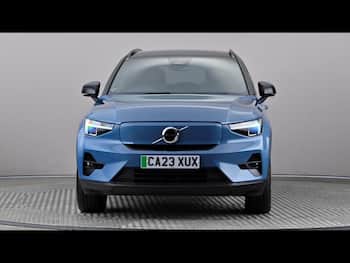 Used Volvo XC40 2023 for sale - 79845108: Photo