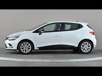 Used Renault Clio 2018 for sale - 79814302: Photo