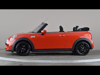 Used MINI Convertible 2019 for sale - 79366947: Photo