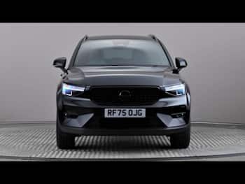 Used Volvo XC40 2025 for sale - 79771139: Photo