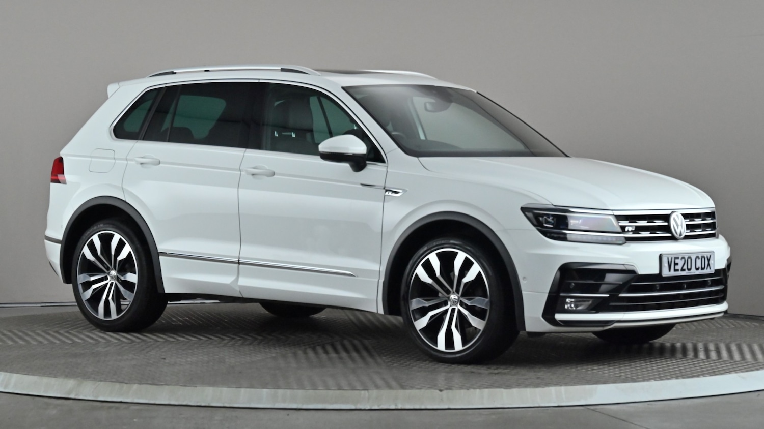 Used Volkswagen Tiguan 2020 for sale - 77013987: Photo 1