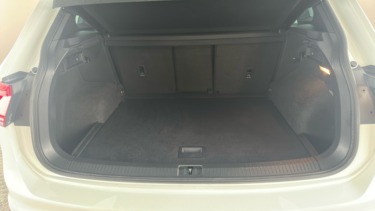 Used Volkswagen Tiguan 2020 for sale - 77013987: Photo 16