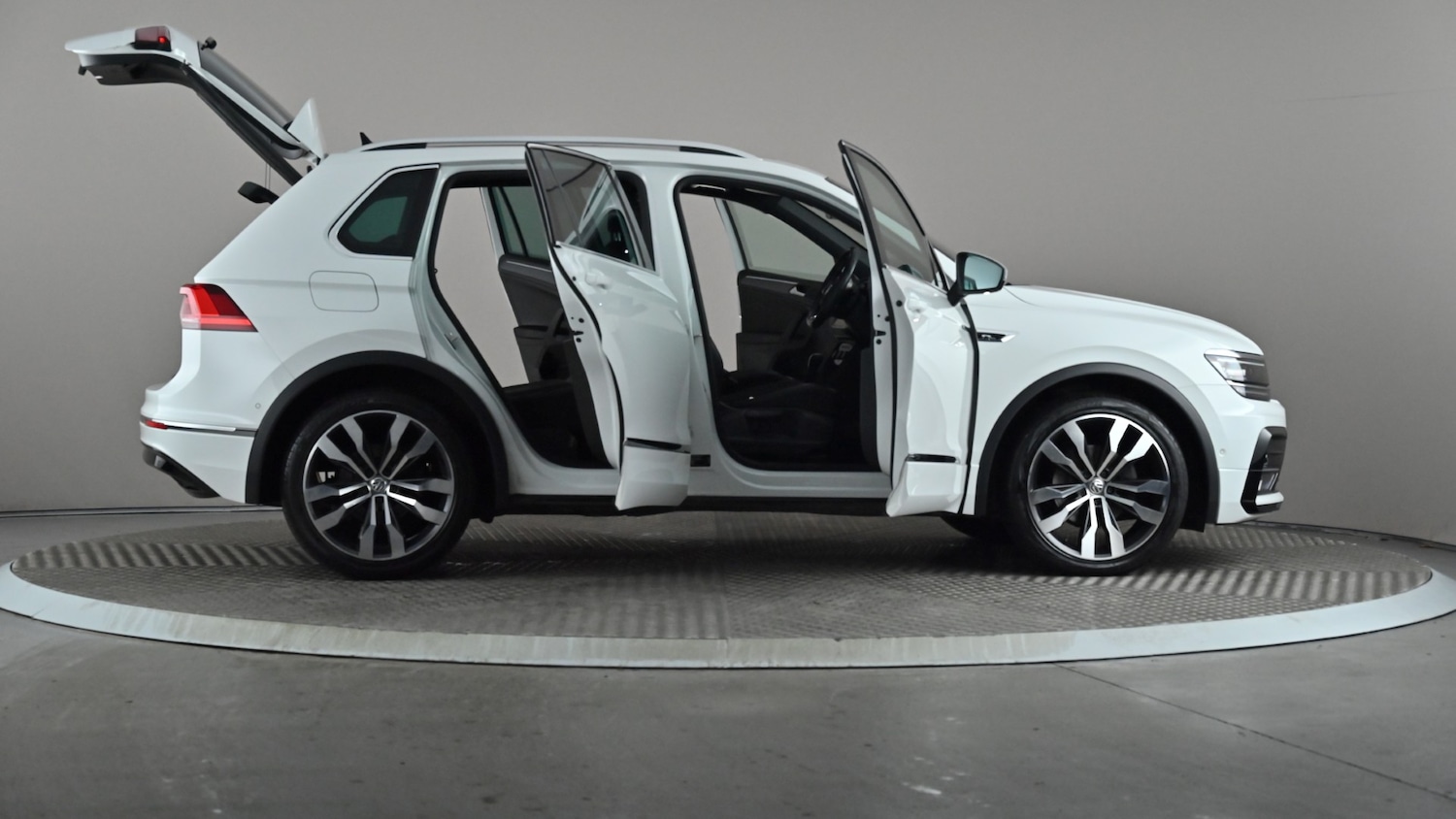 Used Volkswagen Tiguan 2020 for sale - 77013987: Photo 25