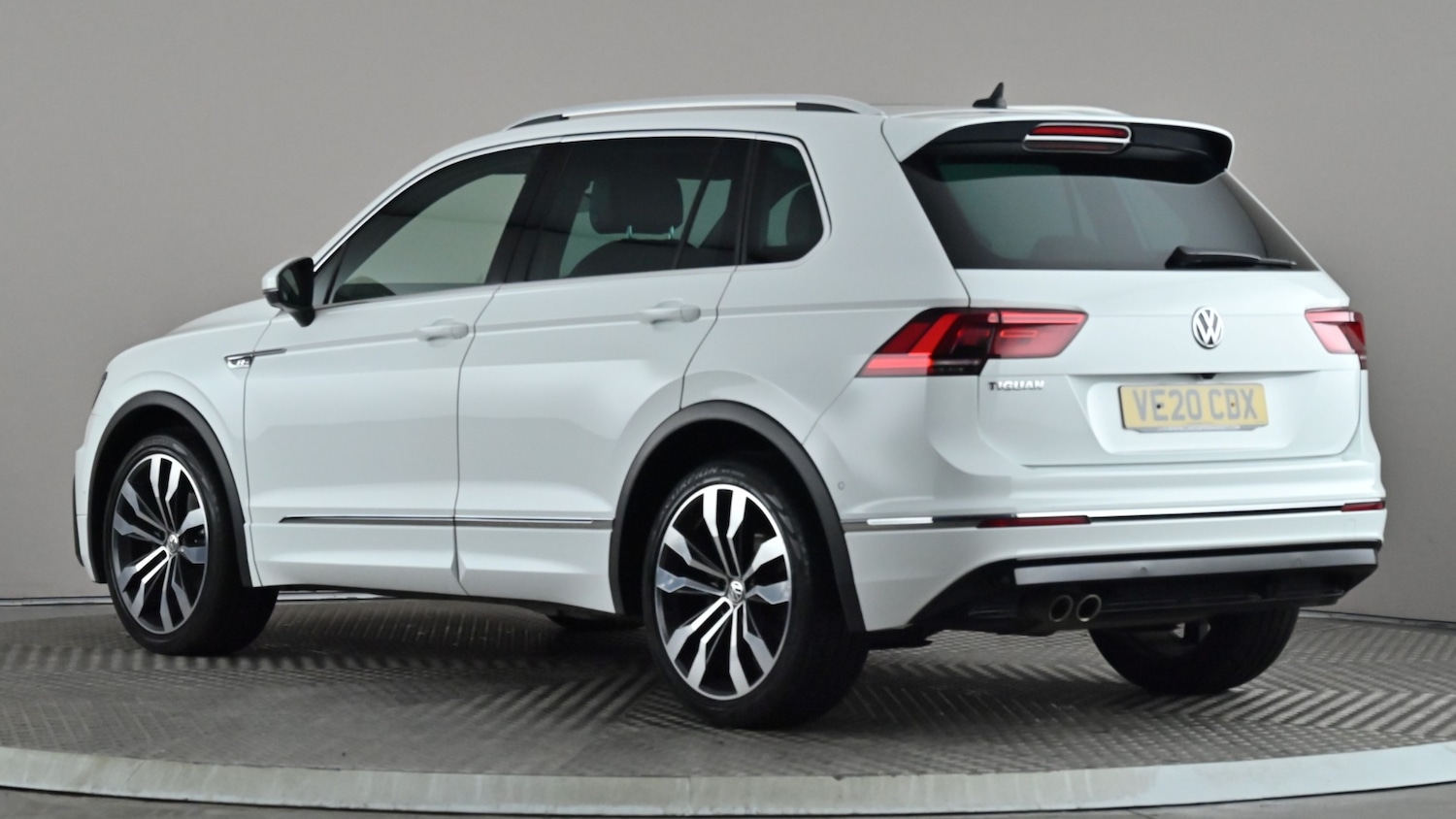 Used Volkswagen Tiguan 2020 for sale - 77013987: Photo 4