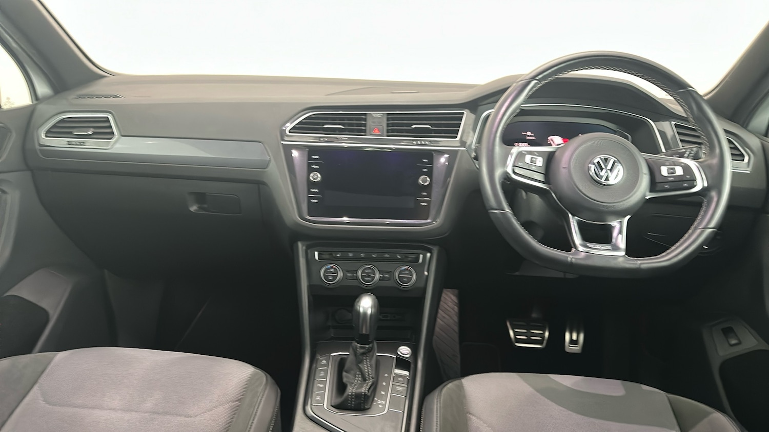 Used Volkswagen Tiguan 2020 for sale - 77013987: Photo 7