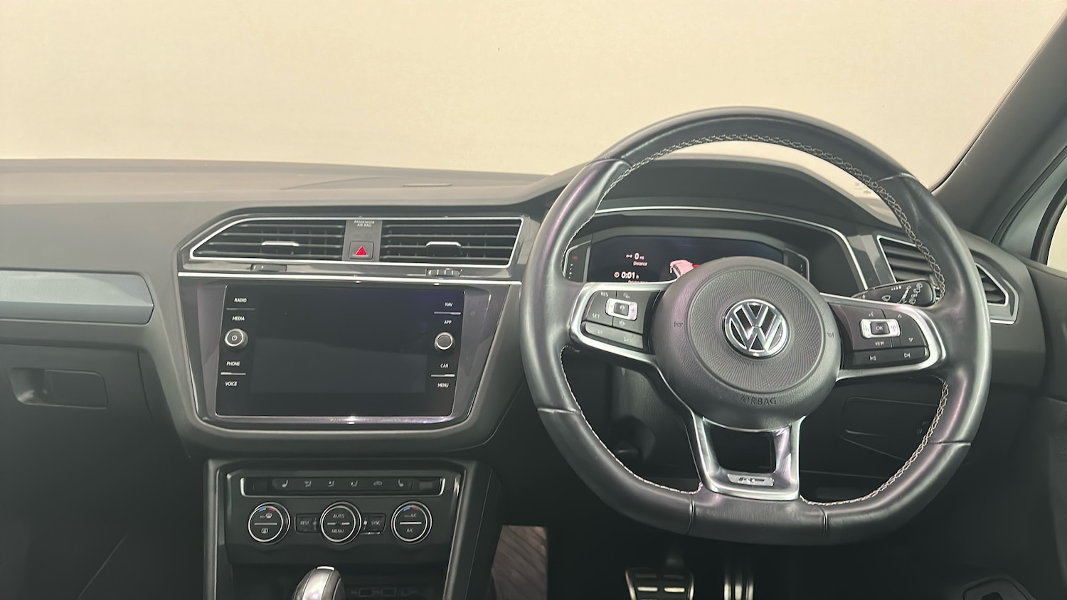 Used Volkswagen Tiguan 2020 for sale - 77013987: Photo 8