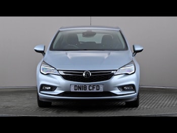 Used Vauxhall Astra 2018 for sale - 79417009: Photo