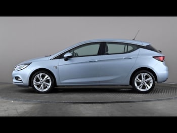 Used Vauxhall Astra 2018 for sale - 79417009: Photo
