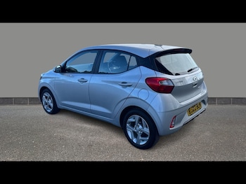 Used Hyundai i10 2022 for sale - 78981213: Photo