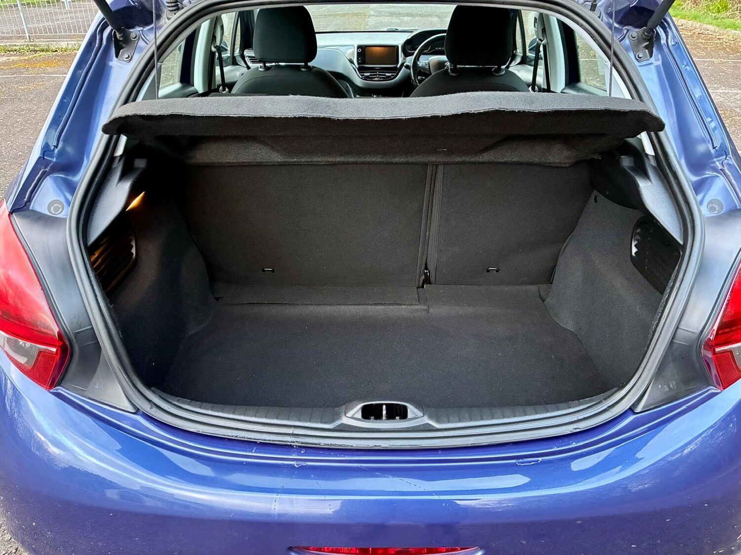 Used Peugeot 208 2017 for sale - 78140044: Photo 11