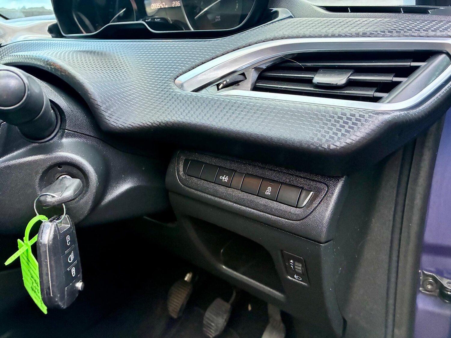 Used Peugeot 208 2017 for sale - 78140044: Photo 12