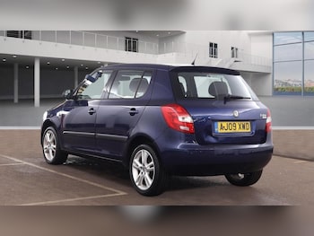 Used Skoda Fabia 2009 for sale - 77897923: Photo