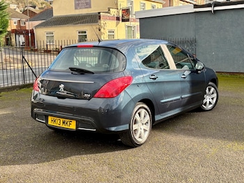 Used Peugeot 308 2013 for sale - 77353979: Photo