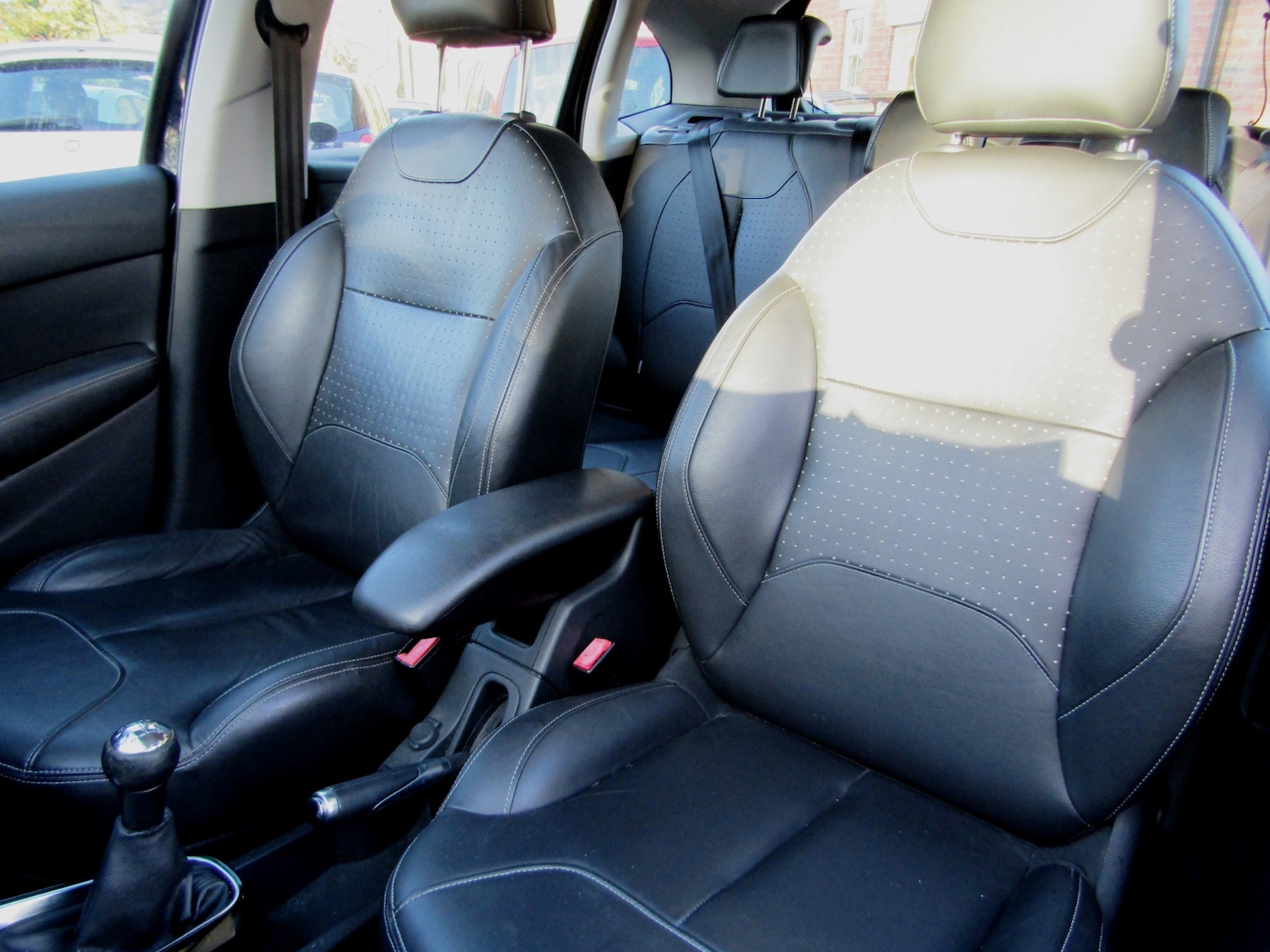 Used Citroen C3 2014 for sale - 76444345: Photo 25