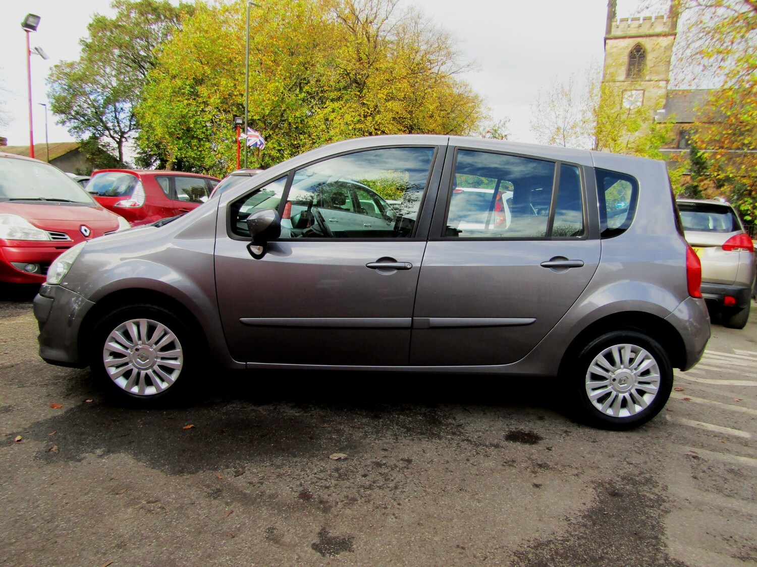 Used Renault Grand Modus 2011 for sale - 75934316: Photo 8