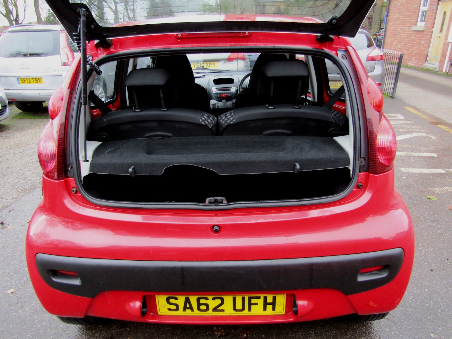 Used Peugeot 107 2012 for sale - 76560138: Photo 13