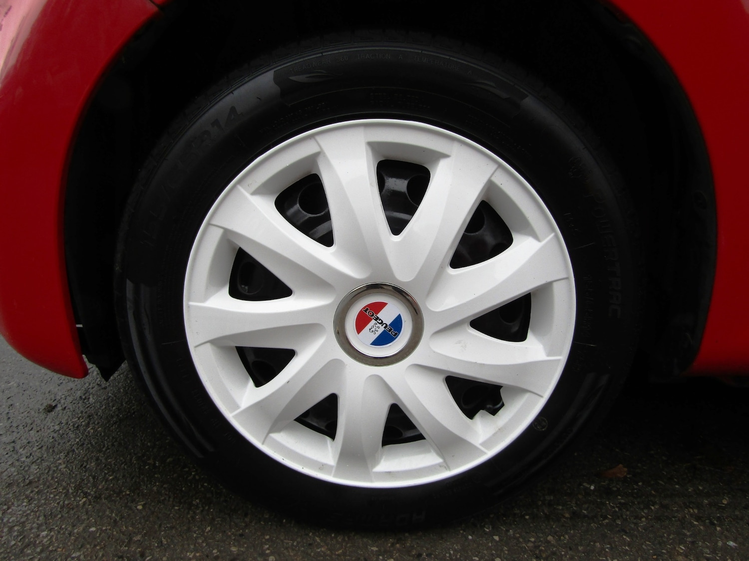 Used Peugeot 107 2012 for sale - 76560138: Photo 25