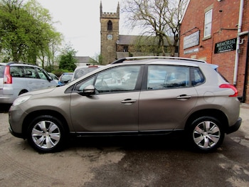 Used Peugeot 2008 2015 for sale - 78313969: Photo