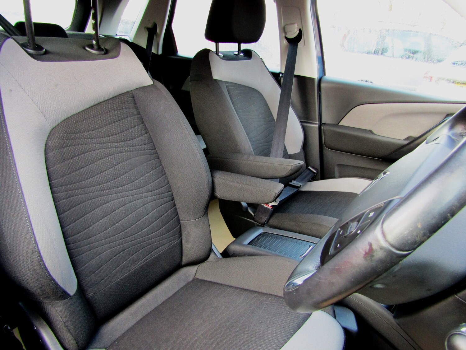 Used Citroen C4 Picasso 2014 for sale - 76374818: Photo 19