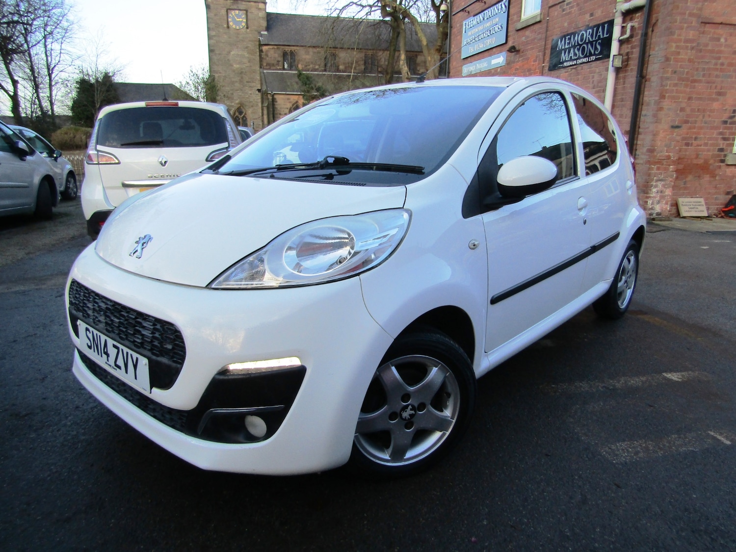 Used Peugeot 107 2014 for sale - 77124050: Photo 3