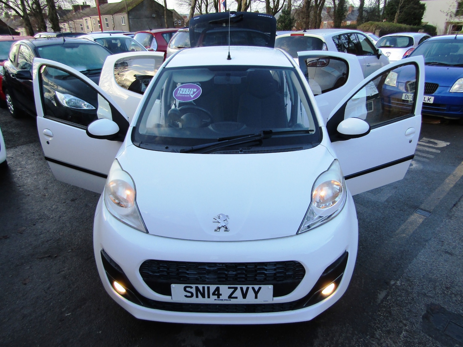 Used Peugeot 107 2014 for sale - 77124050: Photo 4