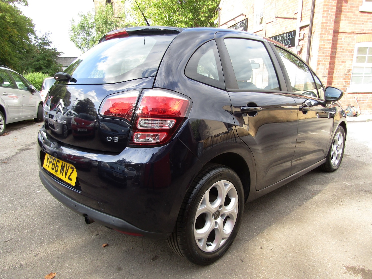 Vehicle 21