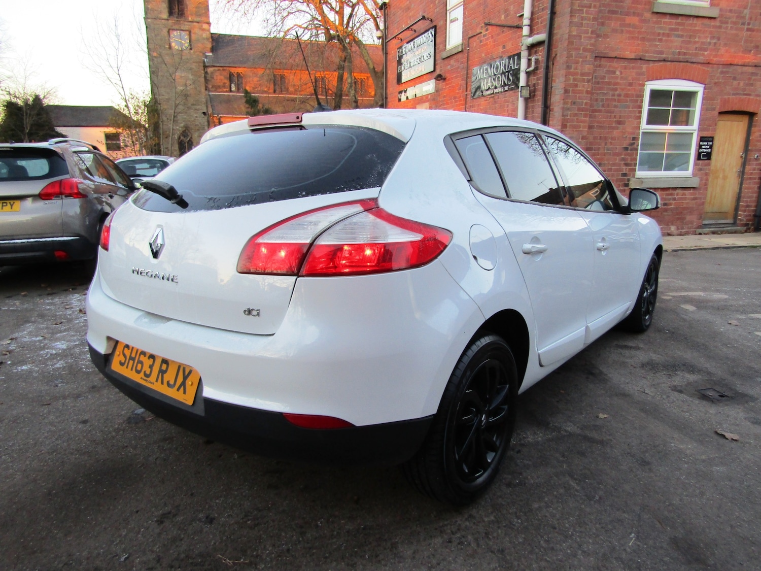 Used Renault Megane 2013 for sale - 77084299: Photo 11