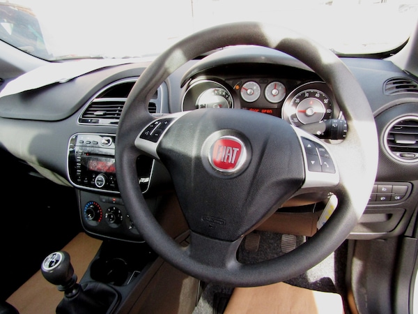 Used Fiat Punto 2015 for sale - 73832755: Photo 17