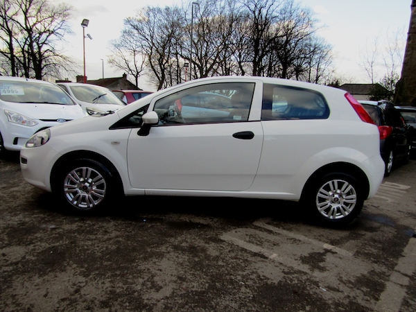 Used Fiat Punto 2015 for sale - 73832755: Photo 6