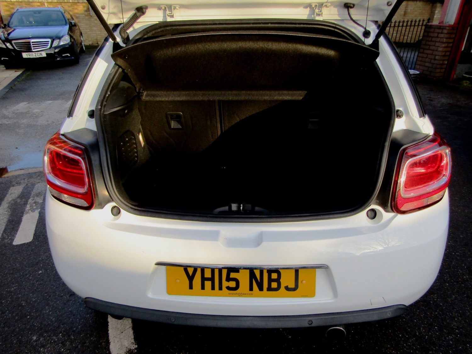 Used Citroen DS3 2015 for sale - 77610359: Photo 14