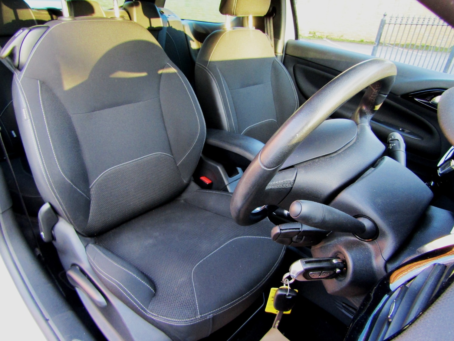 Used Citroen DS3 2015 for sale - 77610359: Photo 20