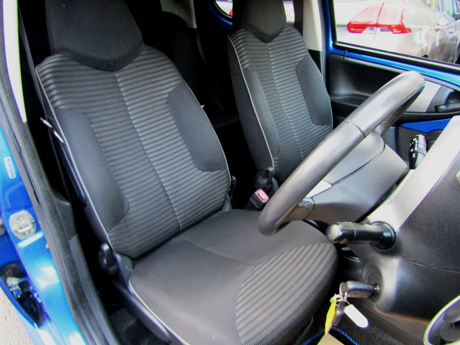 Used Peugeot 107 2013 for sale - 76428430: Photo 19