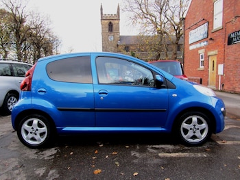 Used Peugeot 107 2013 for sale - 76428430: Photo