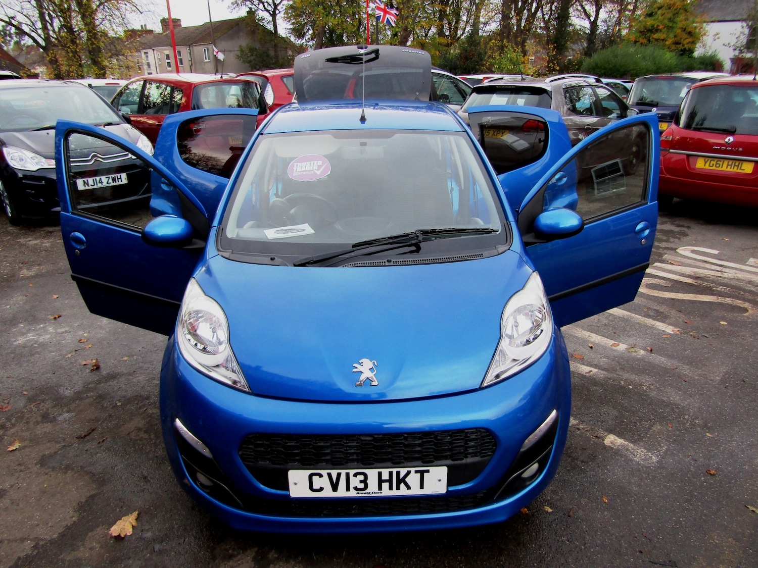 Used Peugeot 107 2013 for sale - 76428430: Photo 7