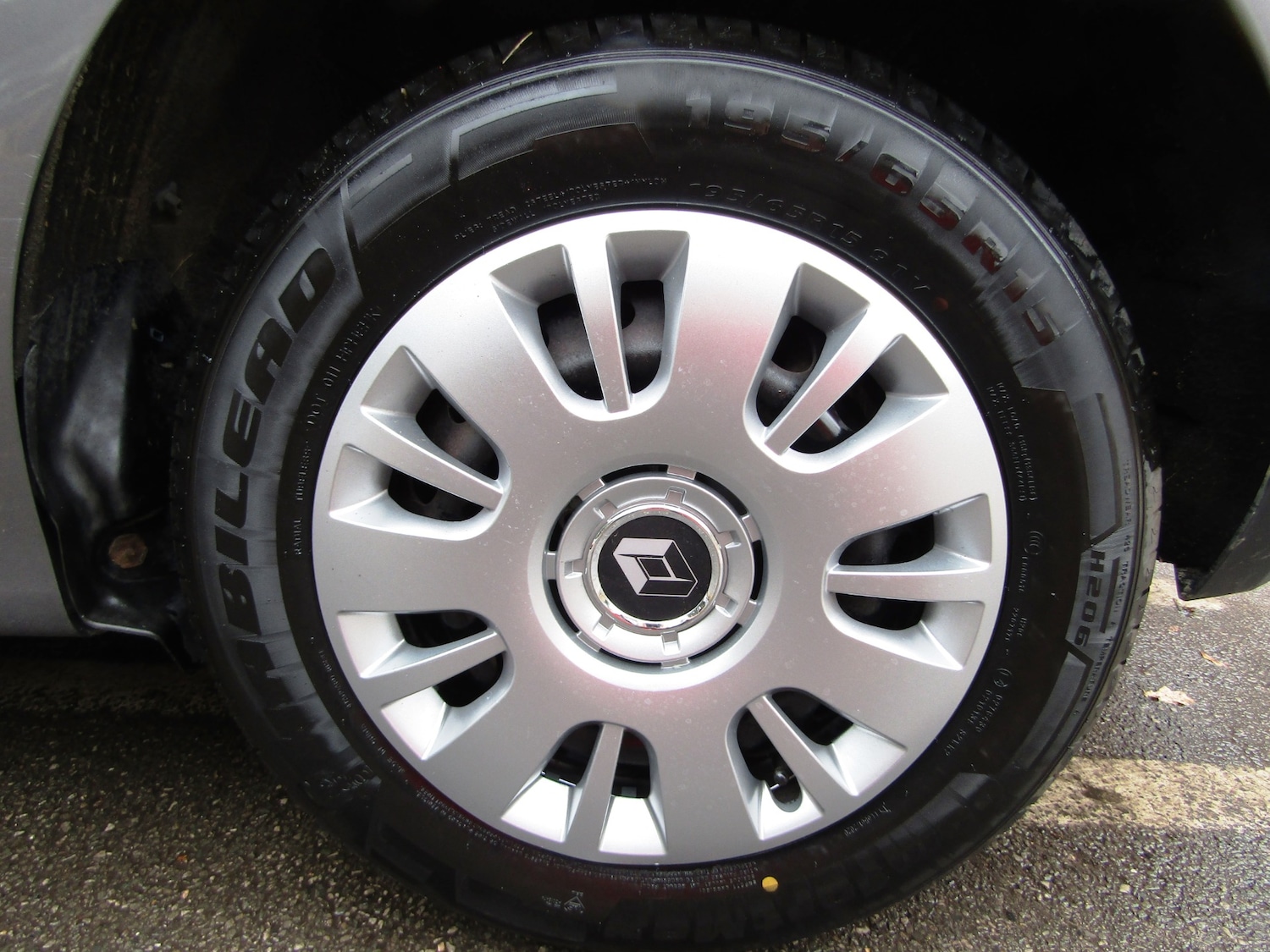 Used Renault Scenic 2010 for sale - 75446835: Photo 32