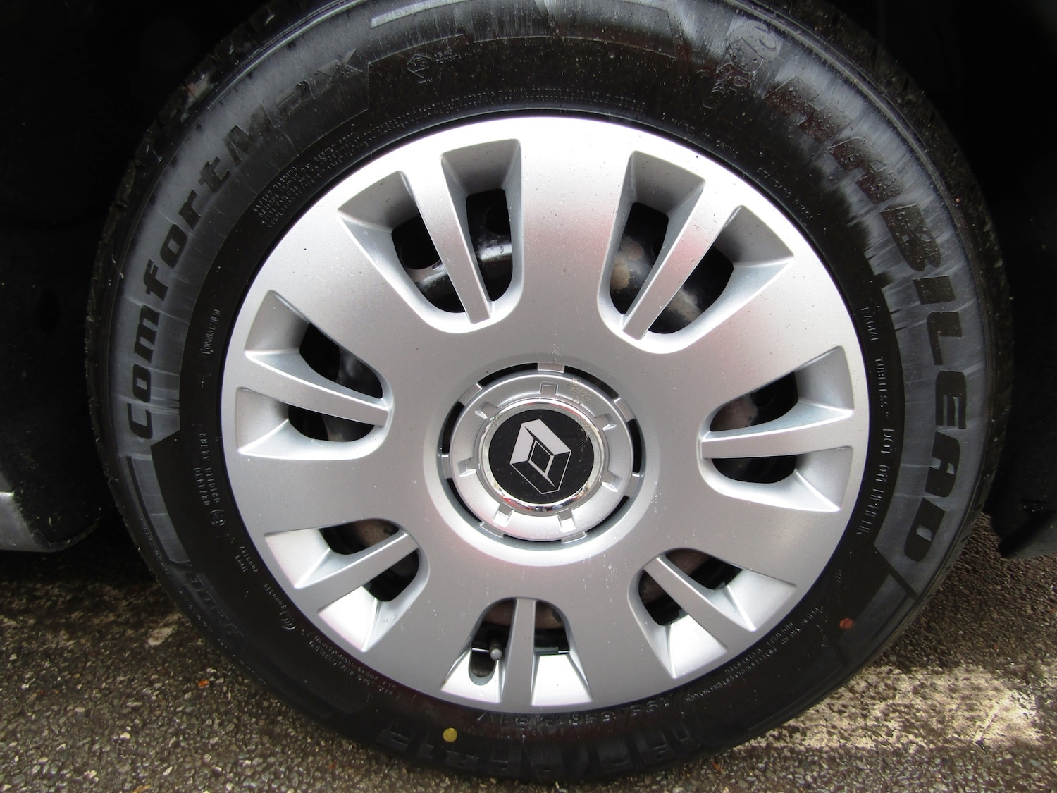 Used Renault Scenic 2010 for sale - 75446835: Photo 33