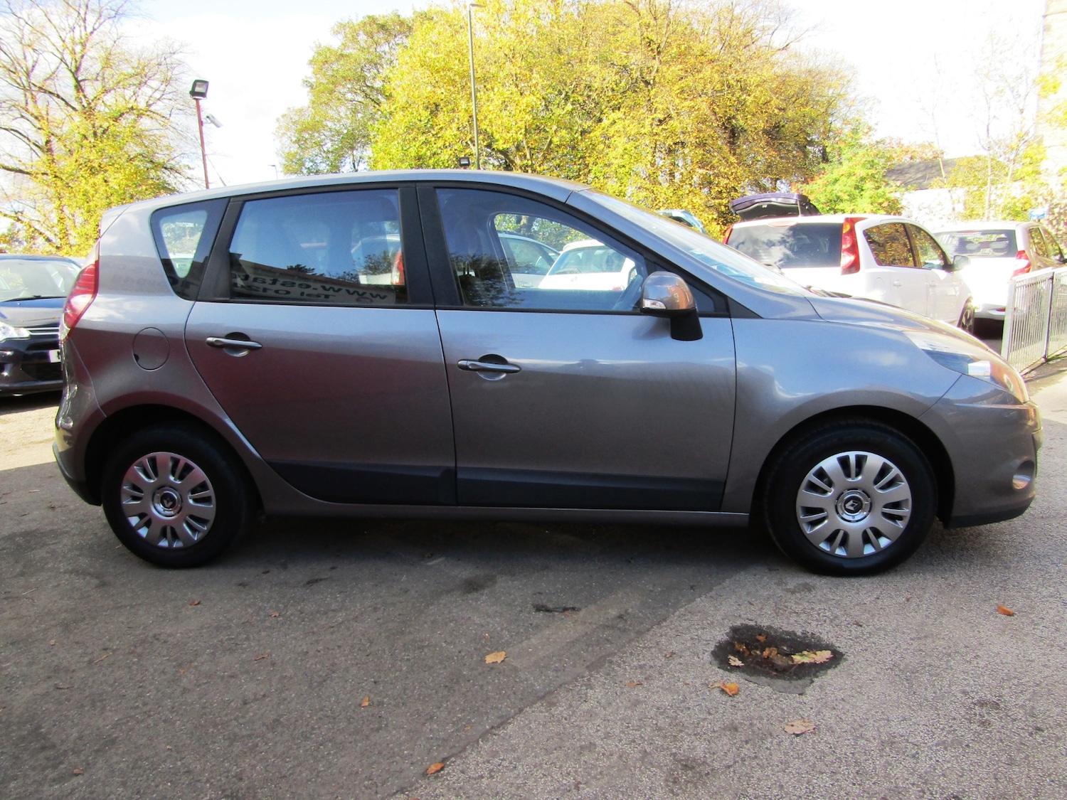 Used Renault Scenic 2010 for sale - 75446835: Photo 7