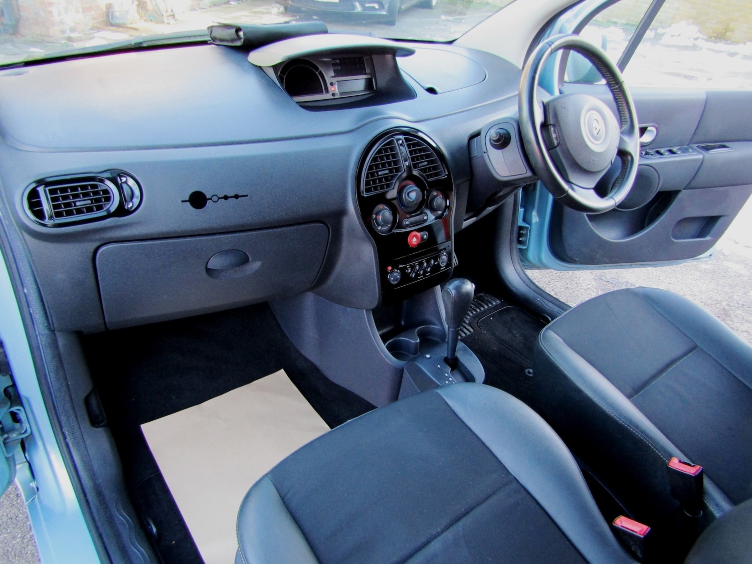 Used Renault Grand Modus 2011 for sale - 76987023: Photo 27