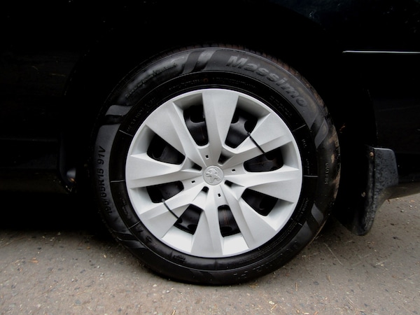 Used Peugeot 308 2011 for sale - 75054656: Photo 28