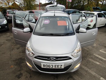 Used Hyundai i10 2013 for sale - 76374127: Photo