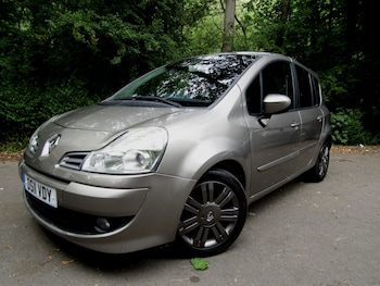 2011 (11) - 1.6 Dynamique 5dr Auto