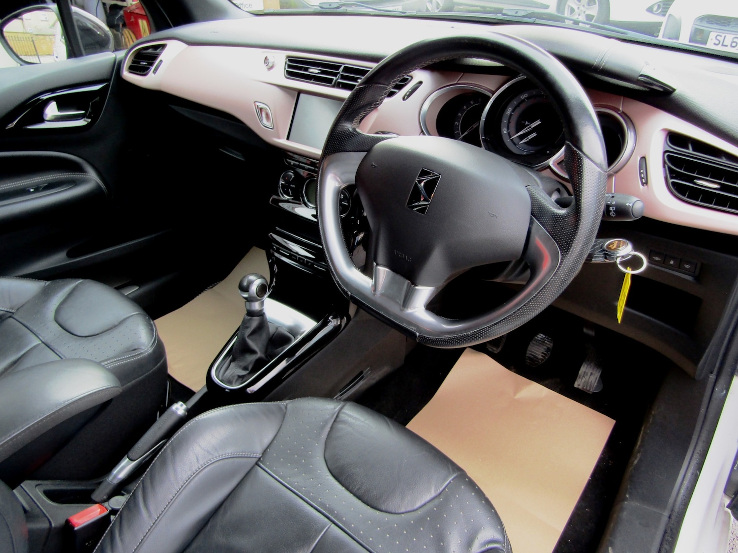 Used DS Automobiles DS 3 2017 for sale - 77591821: Photo 26