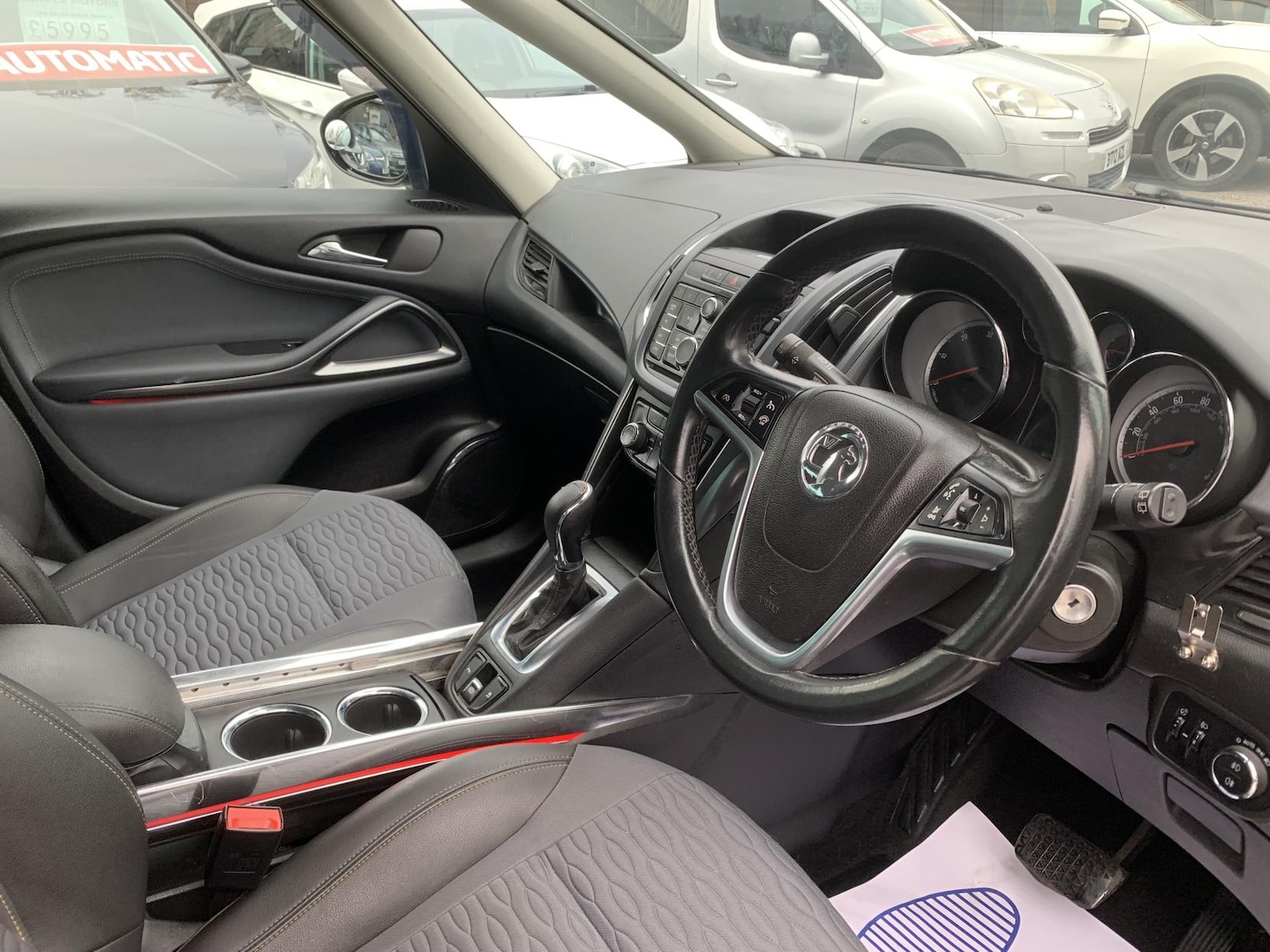 Used Vauxhall Zafira Tourer 2013 for sale - 77982032: Photo 13