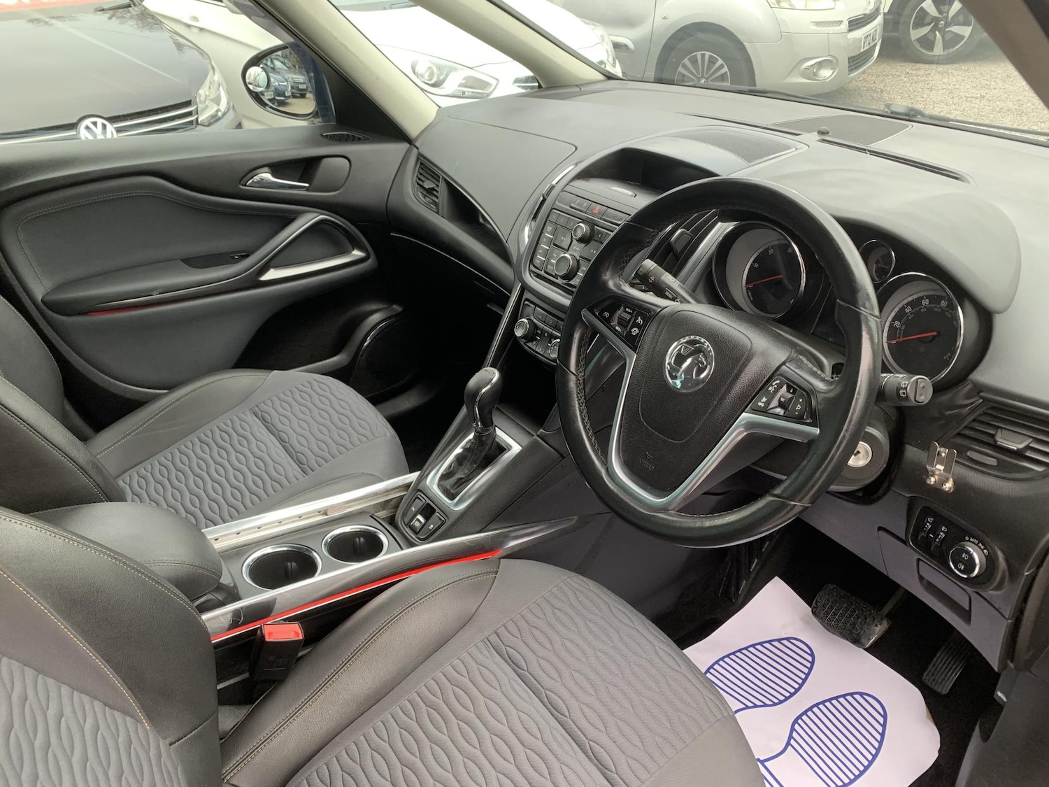 Used Vauxhall Zafira Tourer 2013 for sale - 77982032: Photo 14