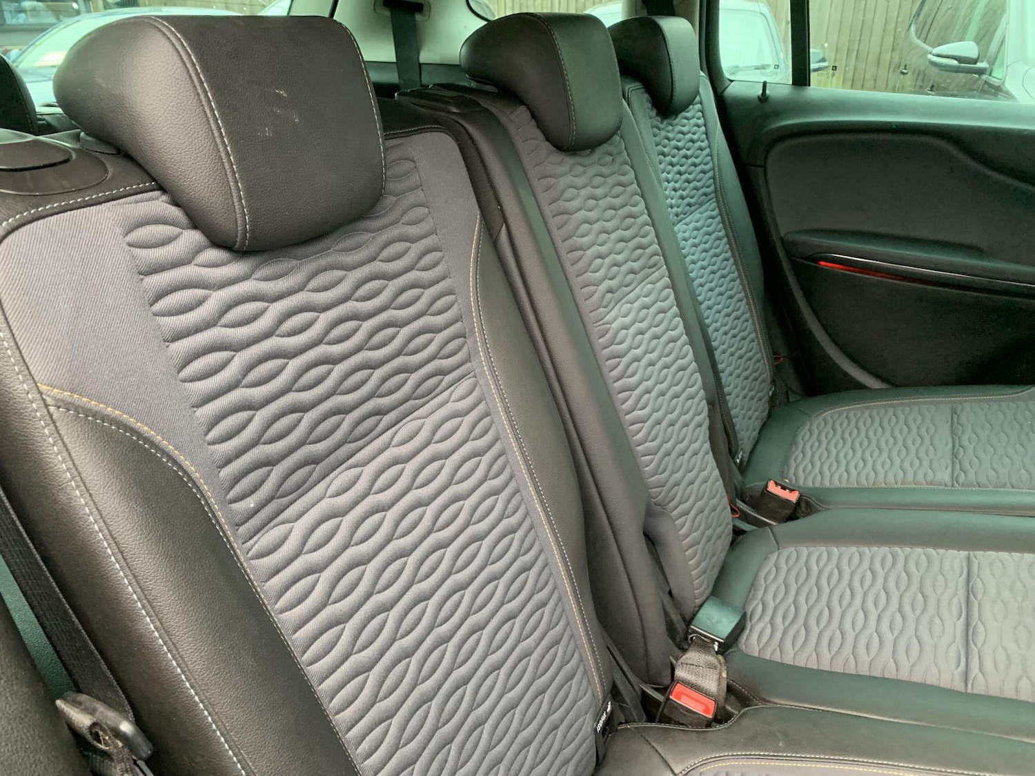 Used Vauxhall Zafira Tourer 2013 for sale - 77982032: Photo 22