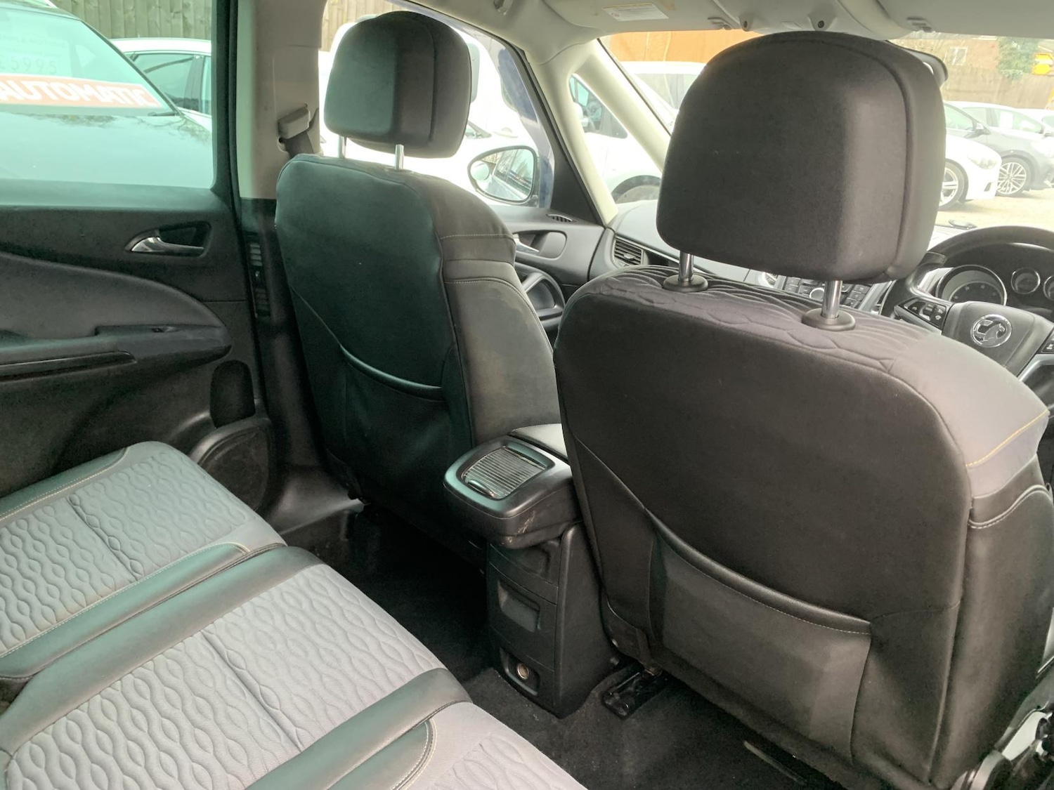 Used Vauxhall Zafira Tourer 2013 for sale - 77982032: Photo 24