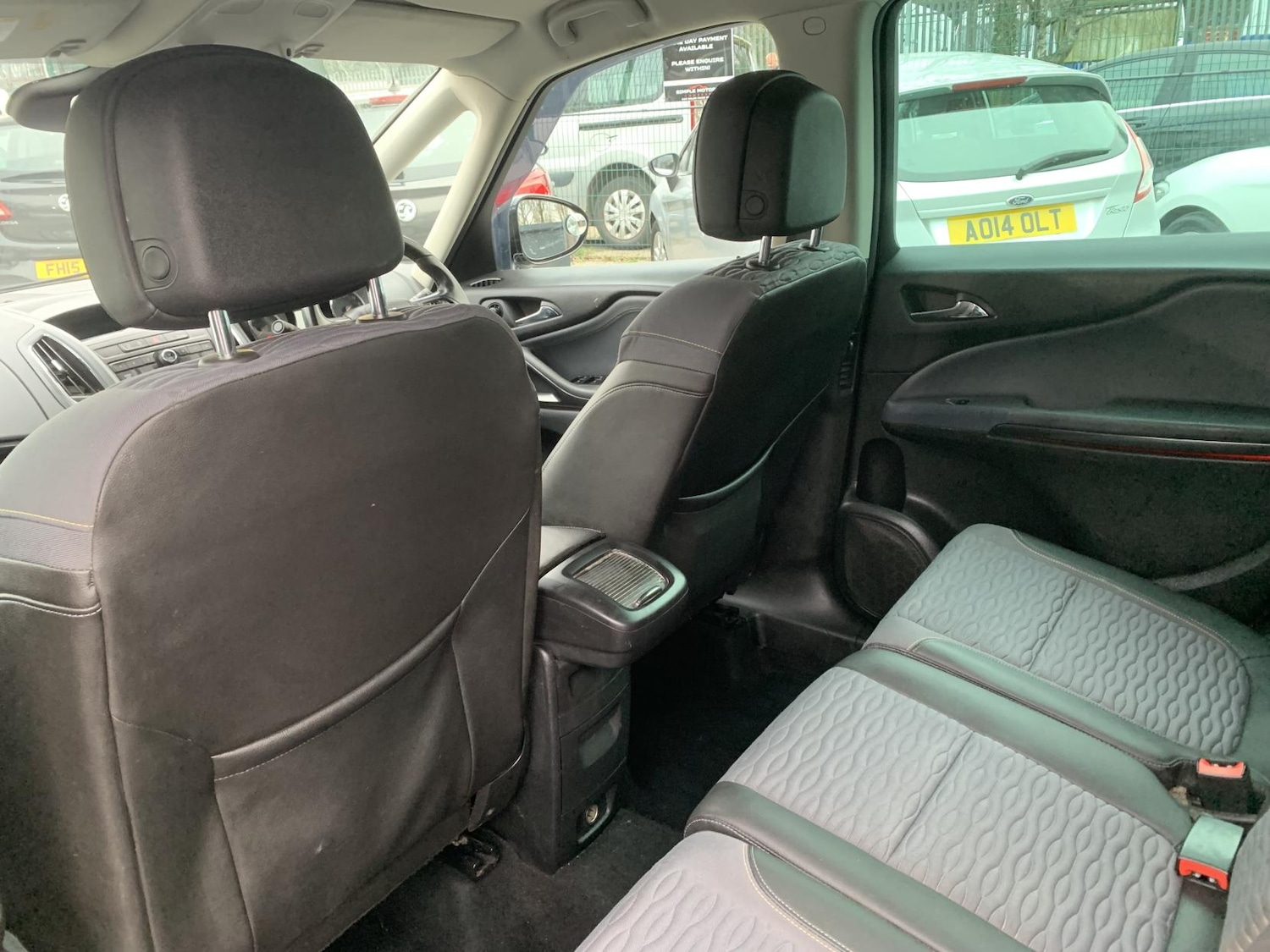 Used Vauxhall Zafira Tourer 2013 for sale - 77982032: Photo 33