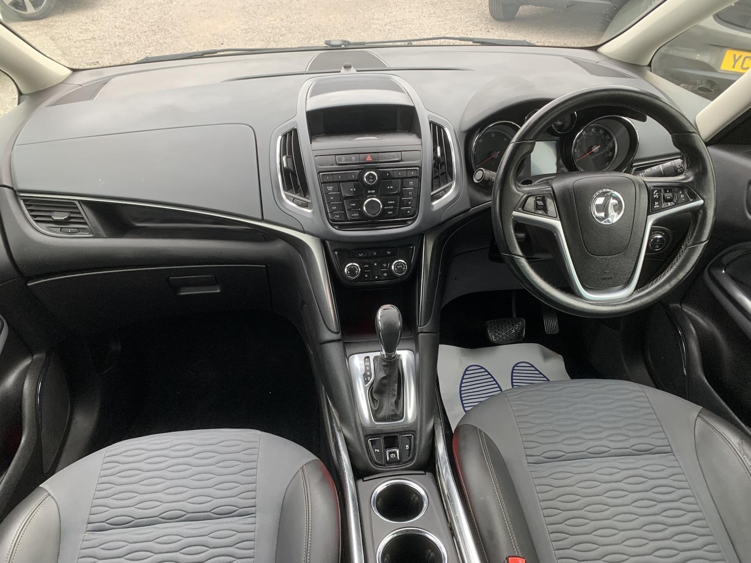 Used Vauxhall Zafira Tourer 2013 for sale - 77982032: Photo 37